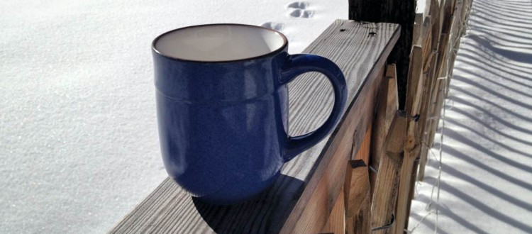 samstagskaffee Spuren im Schnee Tasse
